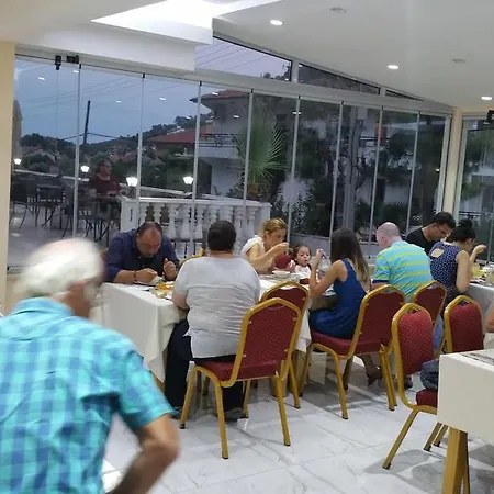 Scala 3* Turunç